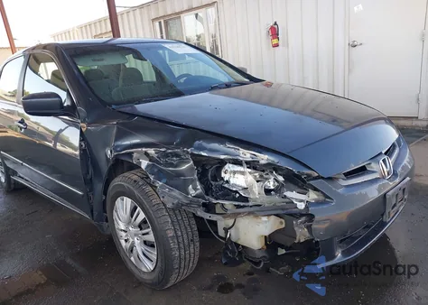 2004 Honda Accord 2.4 Lx z USA, uszkodzony, nr VIN 1HGCM56364A031321